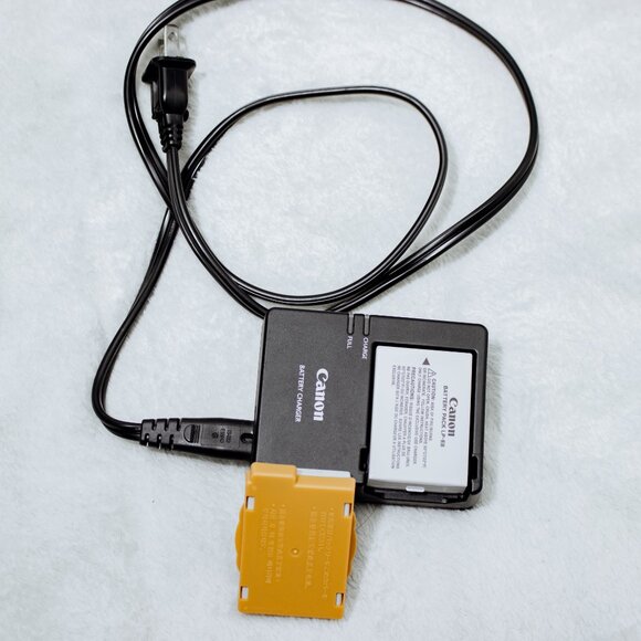 Canon EOS Rebel T5i Kit / 18-55mm Lens - Picture 5 of 7